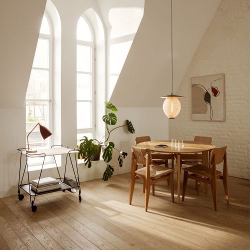 B table gubi Mobilier scandinave